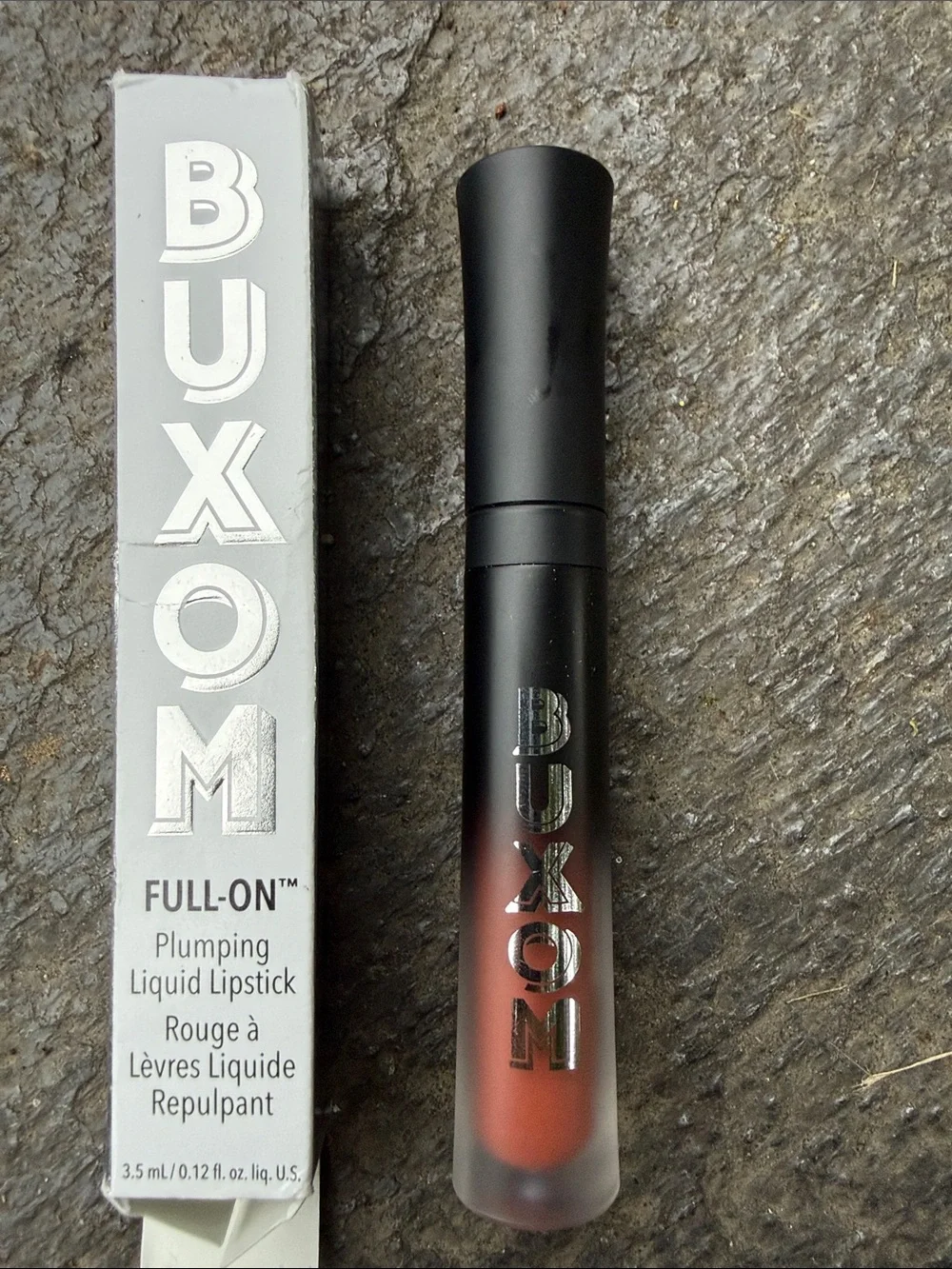 Buxom liquid lipstick - hush hush honey